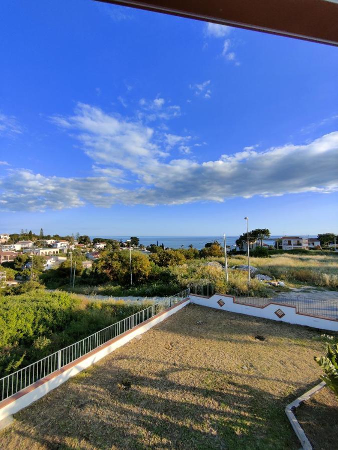 Appartamenti In Villa Polimnia Фонтане-Бьянке Экстерьер фото